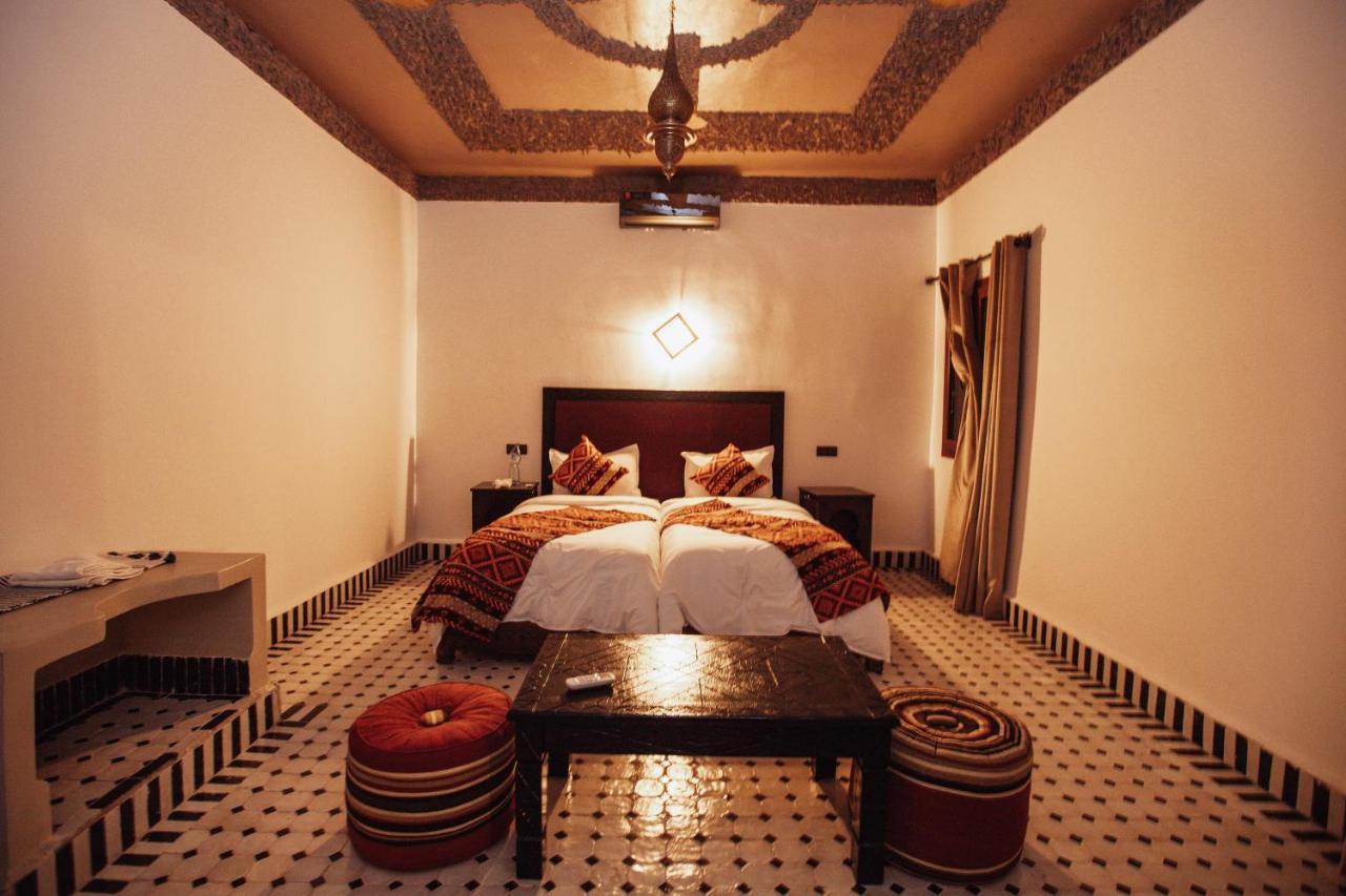 Riad Merzouga Dunes Екстер'єр фото