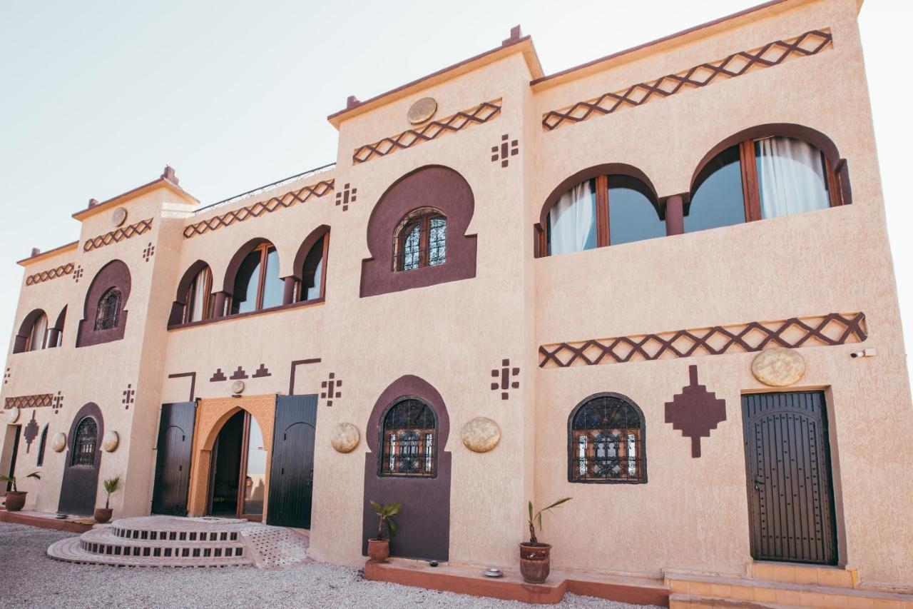 Riad Merzouga Dunes Екстер'єр фото