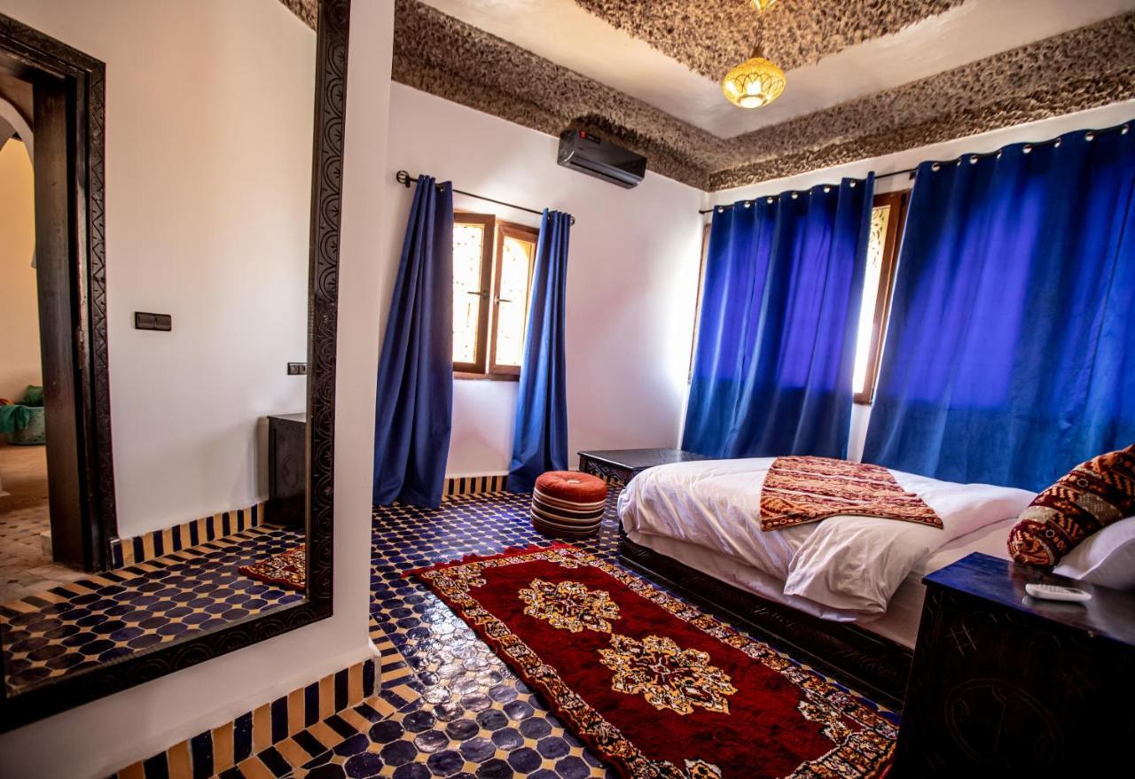 Riad Merzouga Dunes Екстер'єр фото