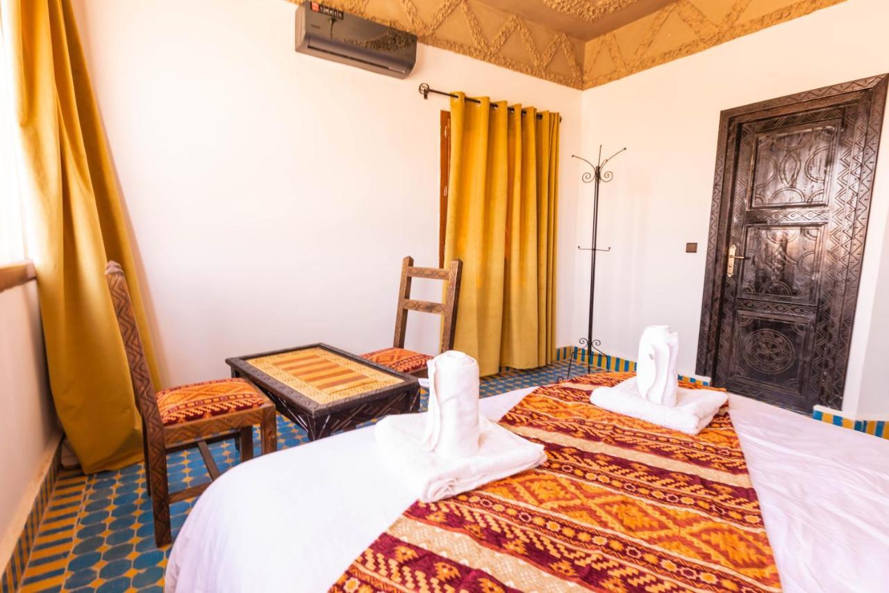 Riad Merzouga Dunes Екстер'єр фото